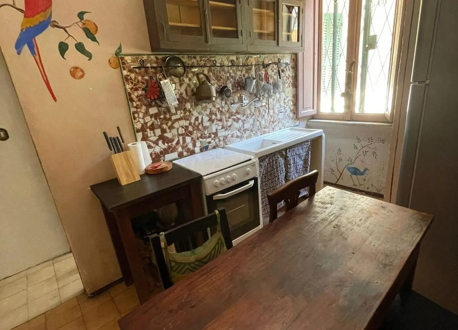 Vatican Mamma Roma 0*, Řím Itálie